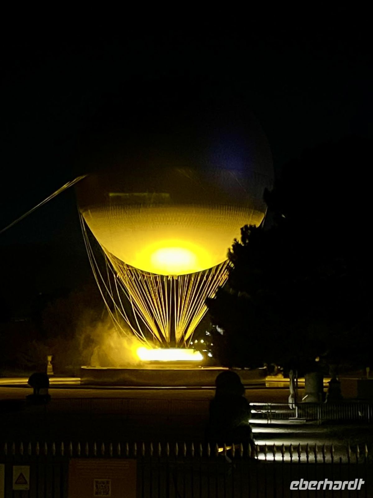 vasque by night &ndash; &copy; Mireille Fuhrmann (Eberhardt TRAVEL)