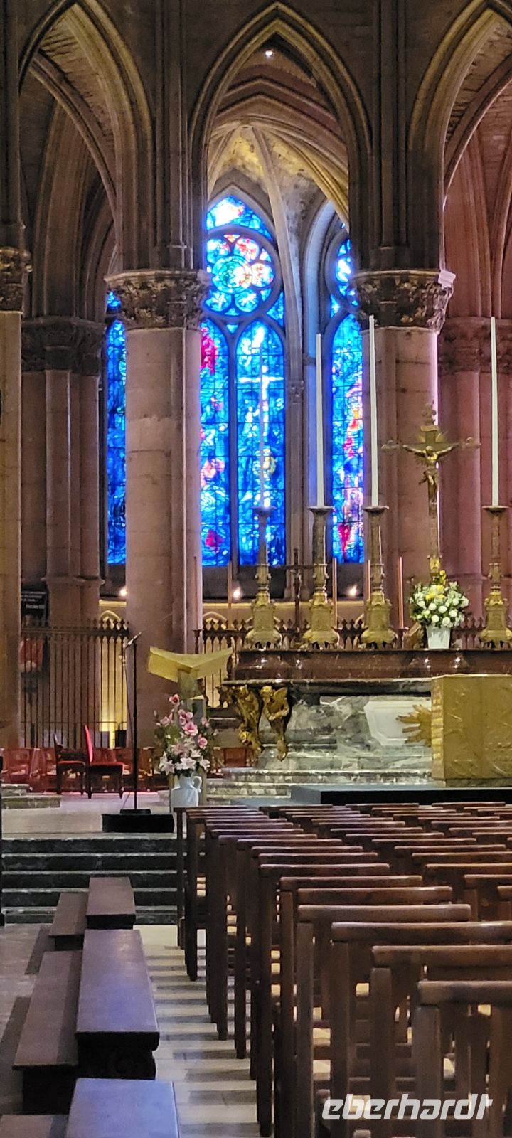Fenster von Chagalle, Kathedrale Reims &ndash; &copy; Evelyn Krawczyk-Bärsch (Eberhardt TRAVEL)