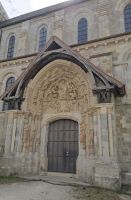 2026-09_LOIRE: Basilika Sankt Benedikt - Portal &ndash; &copy; Dieter Braune (Eberhardt TRAVEL)