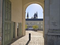 2026-09_LOIRE: Fontevraud - Blick auf die Abtei