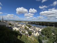2026-09_LOIRE: Blick auf Saumur &ndash; &copy; Dieter Braune (Eberhardt TRAVEL)