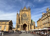 2026-09_LOIRE: Metz - Kathedrale  &ndash; &copy; Dieter Braune (Eberhardt TRAVEL)