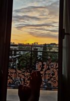 Vor dem Abendessen schnell ein wenig die Füße hochlegen... Wanderreise Südfrankreich - malerische Cote d'Azur.