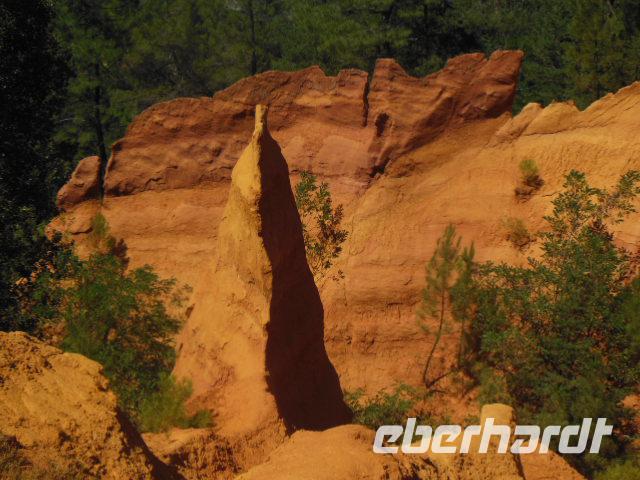 Ockerberge von Roussillon  &ndash; &copy; Sandra Rößle (Eberhardt TRAVEL)