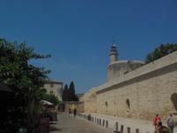 Stadtmauer und Tour Constance von Aigues-Mortes 