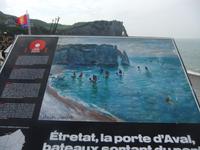 Monet: Felsen von Etrétat &ndash; &copy; Peter Großer (Eberhardt TRAVEL)