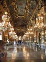 Opera. Foyer &ndash; &copy; Peter Großer (Eberhardt TRAVEL)