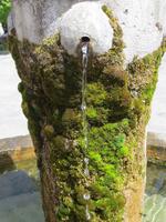 Brunnen in Le Palud &ndash; &copy; Jürgen Schmeißer (Eberhardt TRAVEL)
