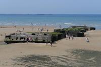 133.Arromanches Senkkästen &ndash; &copy; Birgit Janosch (Eberhardt TRAVEL)