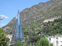 Caldea Bad in Andorra la Vella &ndash; &copy; Walter Neuwirth (Eberhardt TRAVEL)