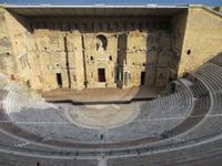 Theater Orange &ndash; &copy; Jürgen Schmeißer (Eberhardt TRAVEL)