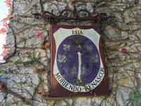 431Das Wappen von Èze &ndash; &copy; Birgit Janosch (Eberhardt TRAVEL)