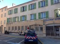 811Hier drehte Luis de Funes &ndash; &copy; Birgit Janosch (Eberhardt TRAVEL)