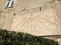 123Sonnenuhr am Franziskanerkloster