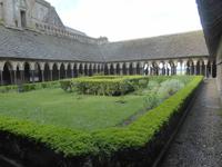 Le Mont St. Michel - Kreuzgang &ndash; &copy; Claudia Bernhardt (Eberhardt TRAVEL)