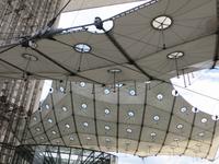 La Defense Grand Arche &ndash; &copy; Petra Sauer (Eberhardt TRAVEL)