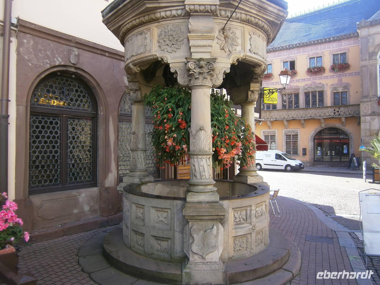 Obernai, Sechs-Eimer-Brunnen &ndash; &copy; Karl-Heinz Meinig (Eberhardt TRAVEL)