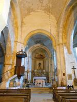 004. Kirche Mornas &ndash; &copy; Sophie Hof (Eberhardt TRAVEL)