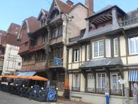 Etretat &ndash; &copy; Claudia Bernhardt (Eberhardt TRAVEL)
