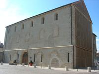 Cluny, ehemaliger Getreidespeicher &ndash; &copy; Beate Schroedter (Eberhardt TRAVEL)