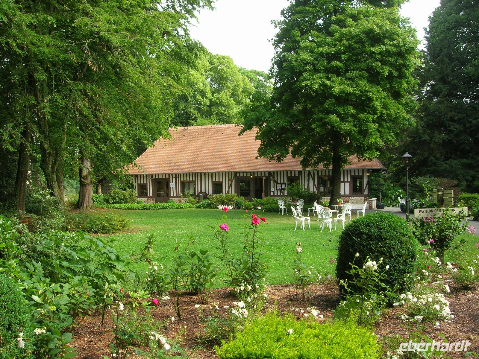 Distillerie Chateau de Breuil en Auge &ndash; &copy; Beate Schroedter (Eberhardt TRAVEL)