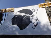 Corte - Flagge &ndash; &copy; Christina Schlawis (Eberhardt TRAVEL)