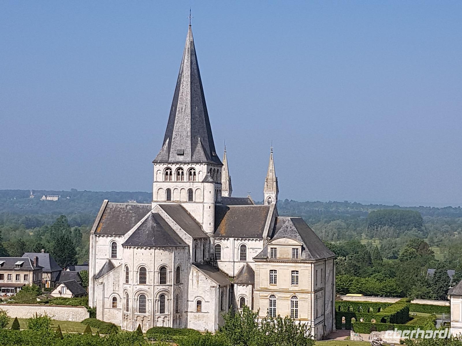 20.5.2018 Abteikirche Boscherville  &ndash; &copy; Beate Schroedter (Eberhardt TRAVEL)