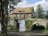 Vernon. Alte Mühle. Motiv für Monet &ndash; &copy; Peter Großer (Eberhardt TRAVEL)