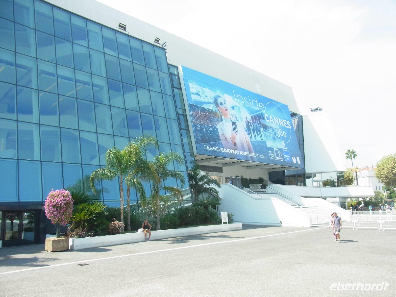 Cannes Palais des Festivals &ndash; &copy; Alexandre de Bordelius (Eberhardt TRAVEL)