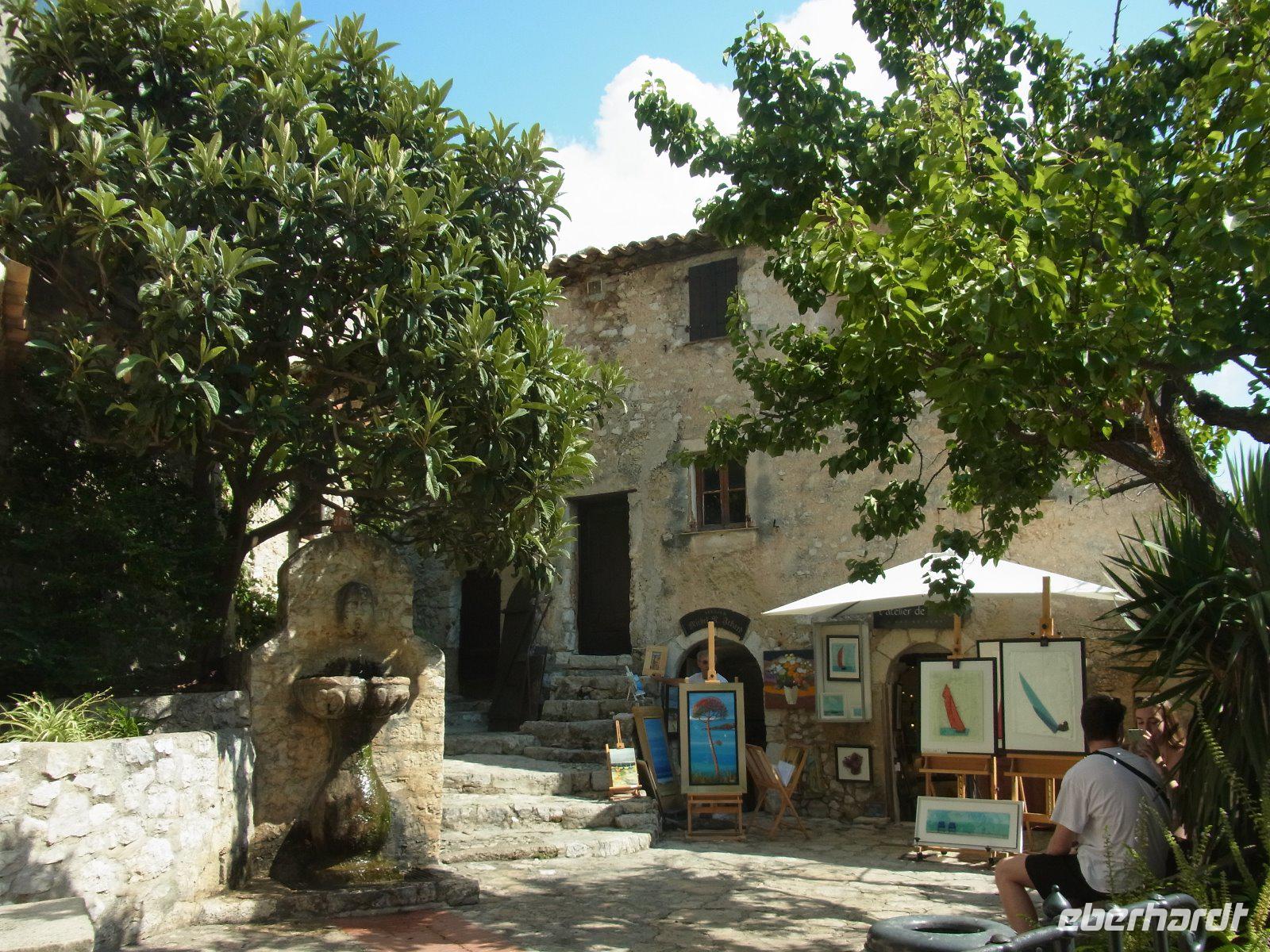 Eze place du Planet &ndash; &copy; Alexandre de Bordelius (Eberhardt TRAVEL)