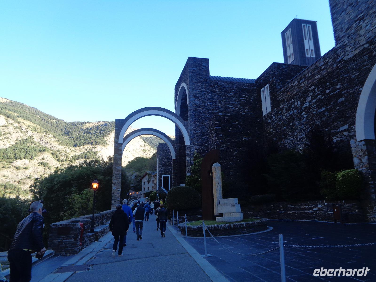 Andorra, Meritxell-Kirche &ndash; &copy; Barbara Mihut (Eberhardt TRAVEL)