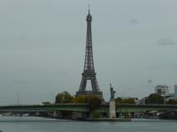 Eiffelturm mit Freiheitsstatue