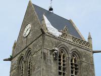 St. Mere Eglise &ndash; &copy; Jürgen Schmeißer (Eberhardt TRAVEL)