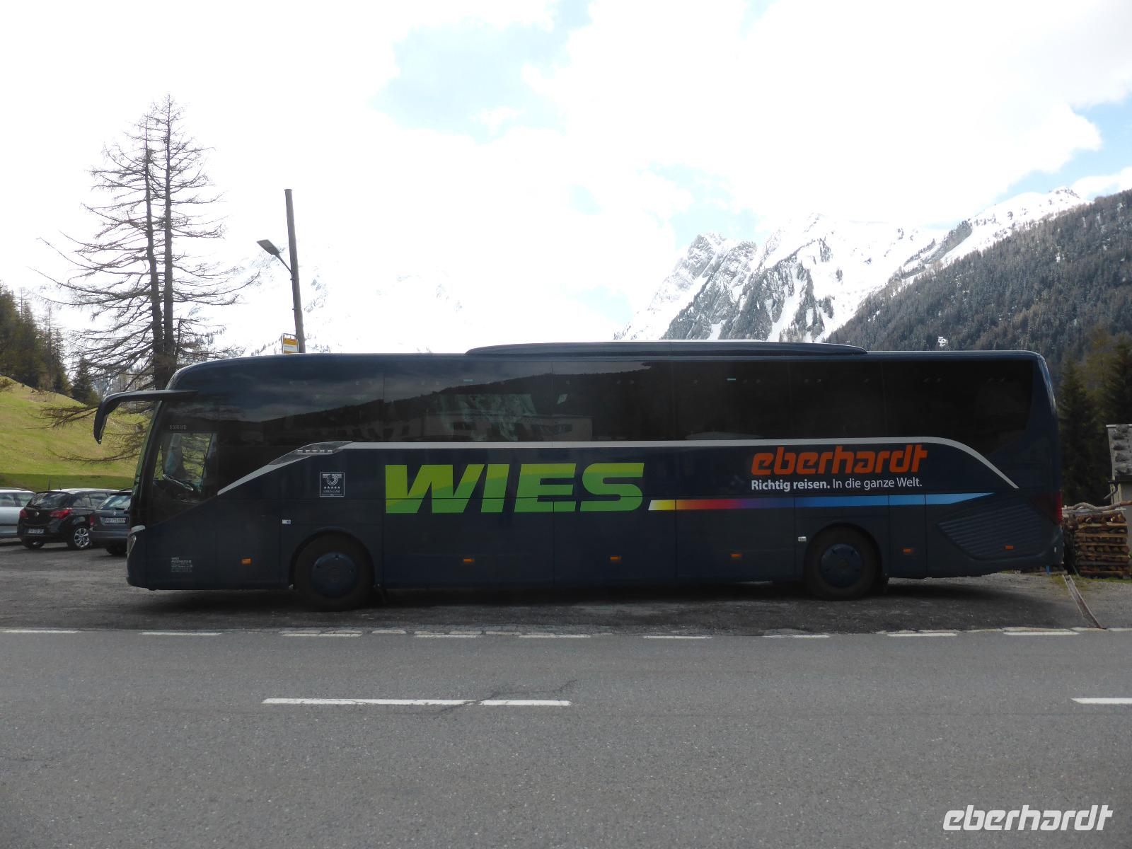 unser Bus &ndash; &copy; Claudia Bernhardt (Eberhardt TRAVEL)