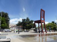 Place des Nations - Broken Chair &ndash; &copy; Claudia Bernhardt (Eberhardt TRAVEL)
