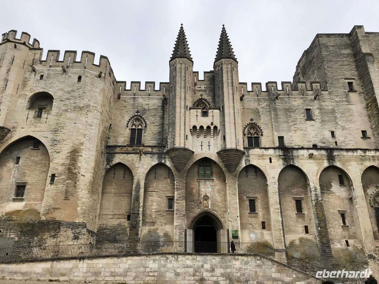 Avignon - Papstpalast &ndash; &copy; Magda-Viola Hanke (Eberhardt TRAVEL)