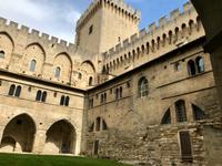Avignon - Papstpalast &ndash; &copy; Magda-Viola Hanke (Eberhardt TRAVEL)