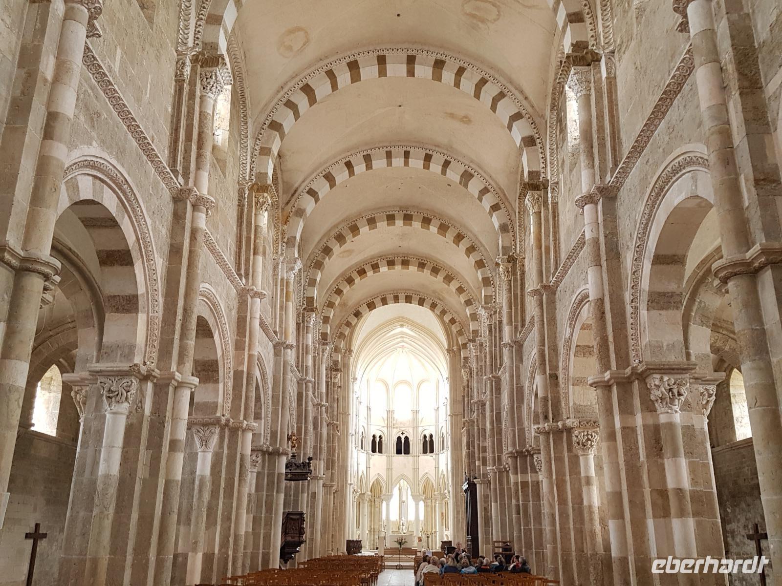 Vezelay, Basilika Ste-Madeleine &ndash; &copy; Beate Schroedter (Eberhardt TRAVEL)