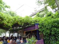 17AufDerPlaceDuTertre &ndash; &copy; Alexandra Jordan (Eberhardt TRAVEL)