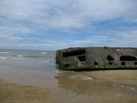Arromanches - Überrest einer Landungsbrücke &ndash; &copy; Maite Floris-Moser (Eberhardt TRAVEL)