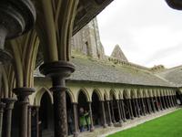 Mont Saint-Michel -Rundgang im Abtei &ndash; &copy; Maite Floris-Moser (Eberhardt TRAVEL)