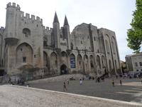 Avignon - Papstpalast bei Tag &ndash; &copy; Hans-Joachim Trutz (Eberhardt TRAVEL)