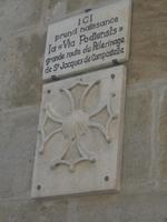 Pilgerplakette in St.Puy-en-Velay &ndash; &copy; Dr. Michael Krause (Eberhardt TRAVEL)