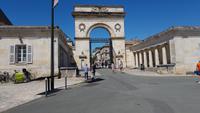 Rochefort, Tor zum Hafen &ndash; &copy; Beate Schroedter (Eberhardt TRAVEL)