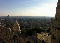 22_Tour Montparnasse und Eiffelturm von Sacre Coeur aus &ndash; &copy; Birgit Janosch (Eberhardt TRAVEL)