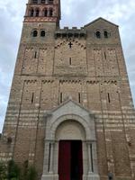 Tournus: Abtei Saint Philibert &ndash; &copy; Magda-Viola Hanke (Eberhardt TRAVEL)