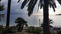 Dunkle Wolken in Beaulieu-sur-Mer &ndash; &copy; Maja Petermann (Eberhardt TRAVEL)