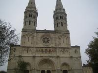 Kirche des hlg.Petrus, Macon &ndash; &copy; Volker Jungklaus (Eberhardt TRAVEL)