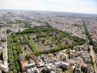 Auf dem Friedhof von Montparnasse liegen auch Jean Paul Sartre und Simone de Beauvoir &ndash; &copy; Peter Rudolph (Eberhardt TRAVEL)
