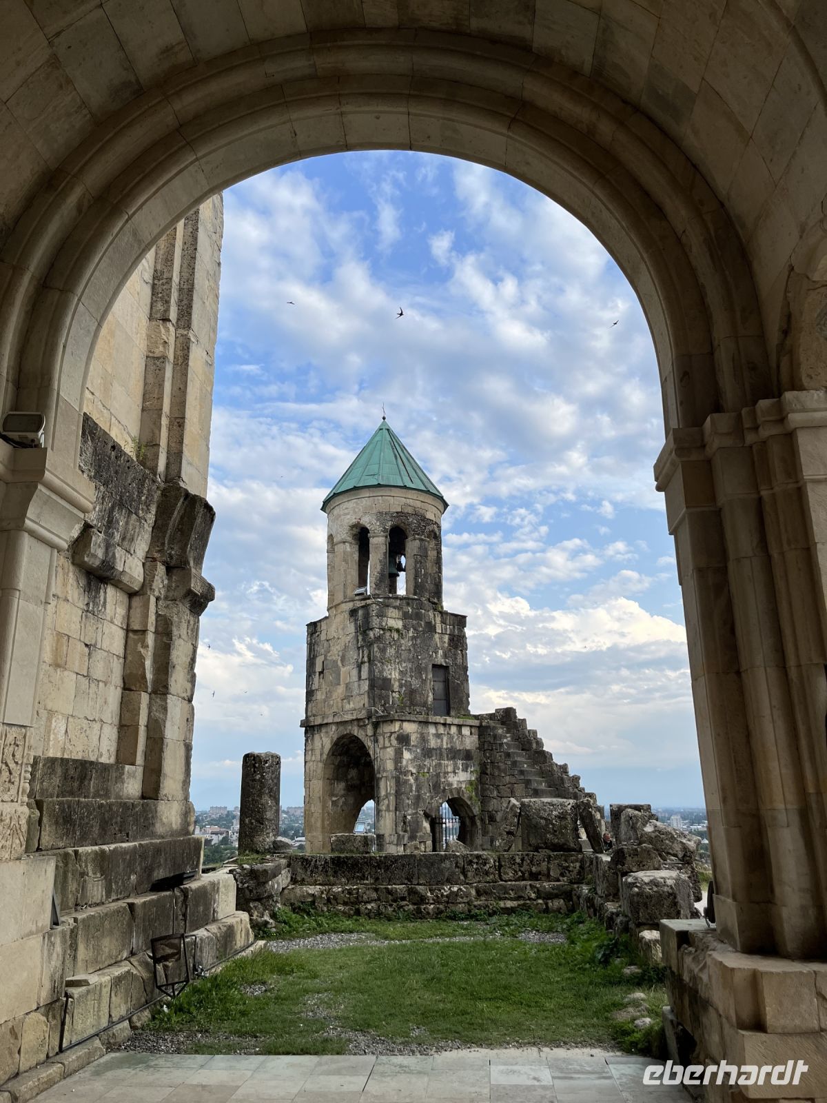 Bagrati Kirche, Kutaisi, Georgien &ndash; &copy; Maria Feibig (Eberhardt TRAVEL)